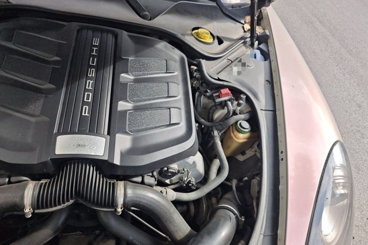 Used Porsche Panamera 2014 Panamera 3.0T Engine Bay Left