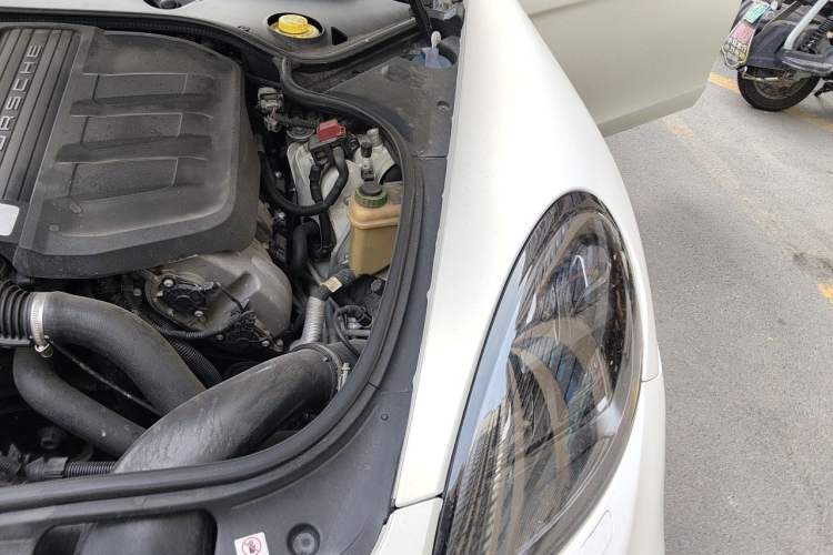 Used Porsche Panamera 2014 Panamera Executive 3.0T Engine Bay Left