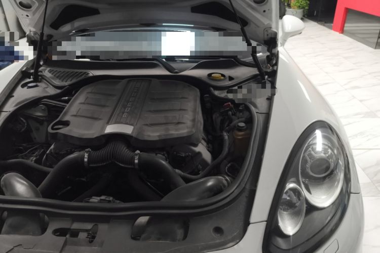 Used Porsche Panamera 2014 Panamera 4 3.0T Engine Bay Left