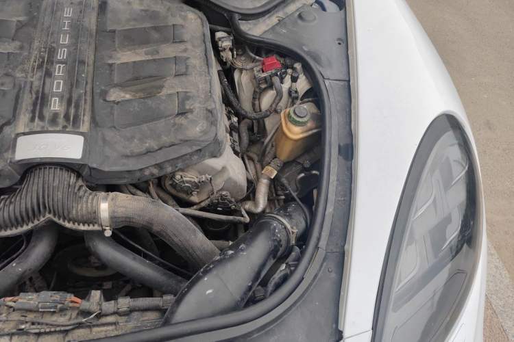 Used Porsche Panamera 2014 Panamera 4S Executive 3.0T Engine Bay Left