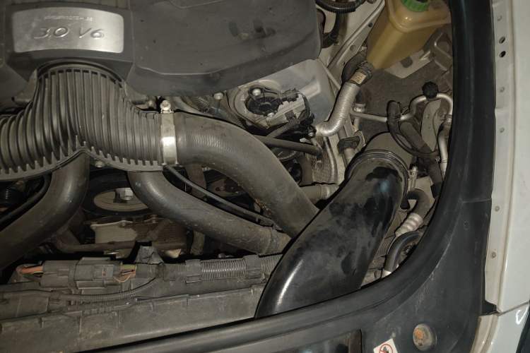 Used Porsche Panamera 2014 Panamera 4 Executive 3.0T Engine Bay Left