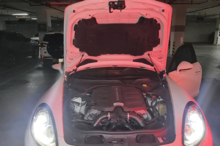 Used Porsche Panamera 2014 Panamera 4 3.0T Engine Bay