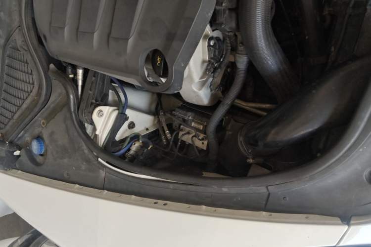 Used Porsche Panamera 2014 Panamera 4 3.0T Engine Bay Right