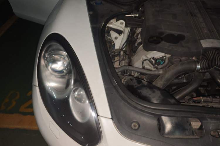 Used Porsche Panamera 2014 Panamera 4 3.0T Engine Bay Right