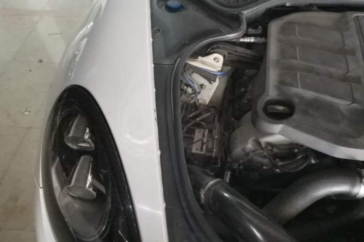 Used Porsche Panamera 2014 Panamera S Executive 3.0T Engine Bay Right