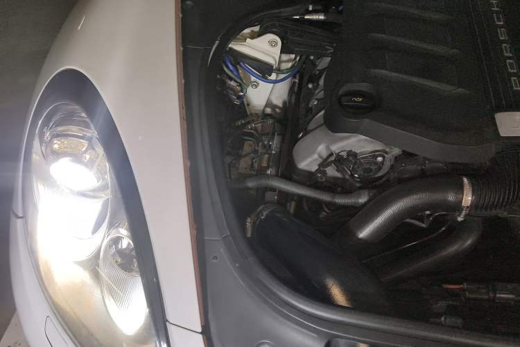 Used Porsche Panamera 2014 Panamera 4 3.0T Engine Bay Right
