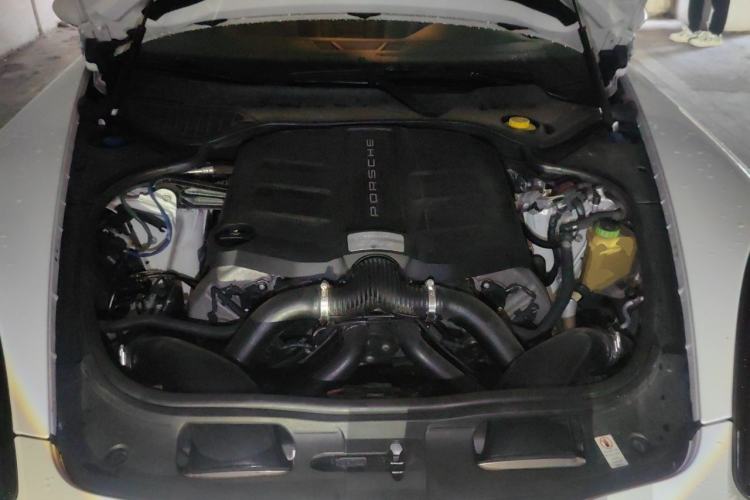 Used Porsche Panamera 2014 Panamera 3.0T Engine Bay
