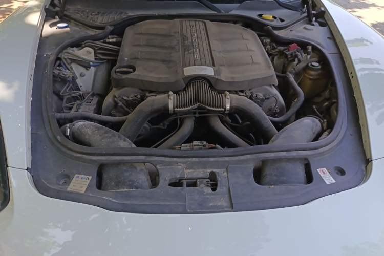Used Porsche Panamera 2014 Panamera 3.0T Engine Bay