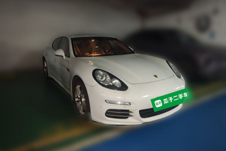 Used Porsche Panamera 2014 Panamera 4 3.0T Front Right 45 Deg