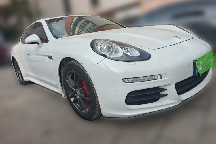 Used Porsche Panamera 2014 Panamera 3.0T Front Right 45 Deg
