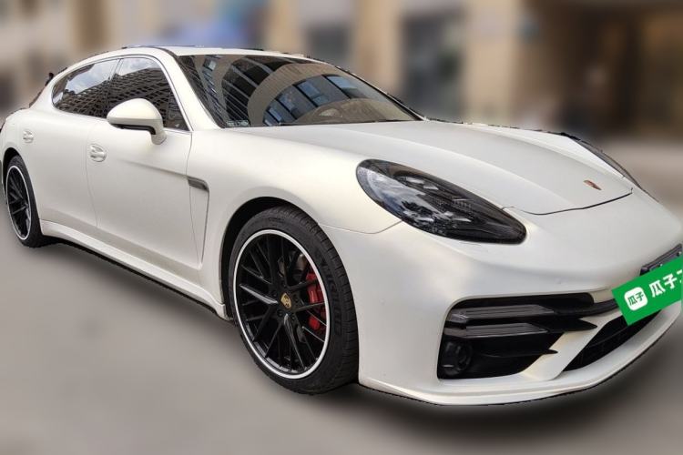 Used Porsche Panamera 2014 Panamera Executive 3.0T Front Right 45 Deg