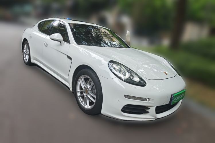 Used Porsche Panamera 2014 Panamera 3.0T Front Right 45 Deg