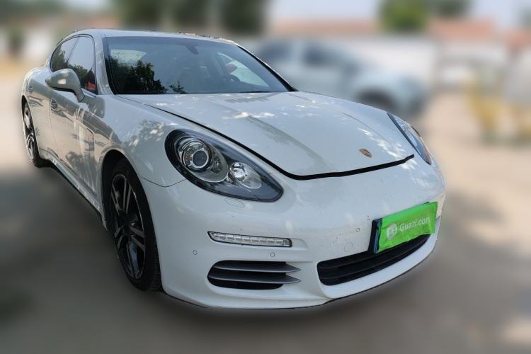 Used Porsche Panamera 2014 Panamera 4 3.0T Front Right 45 Deg