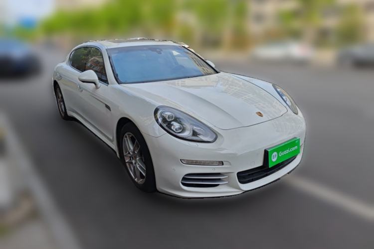 Used Porsche Panamera 2014 Panamera Executive 3.0T Front Right 45 Deg