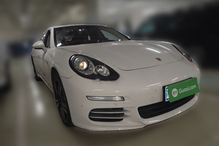 Used Porsche Panamera 2014 Panamera 4 Executive 3.0T Front Right 45 Deg