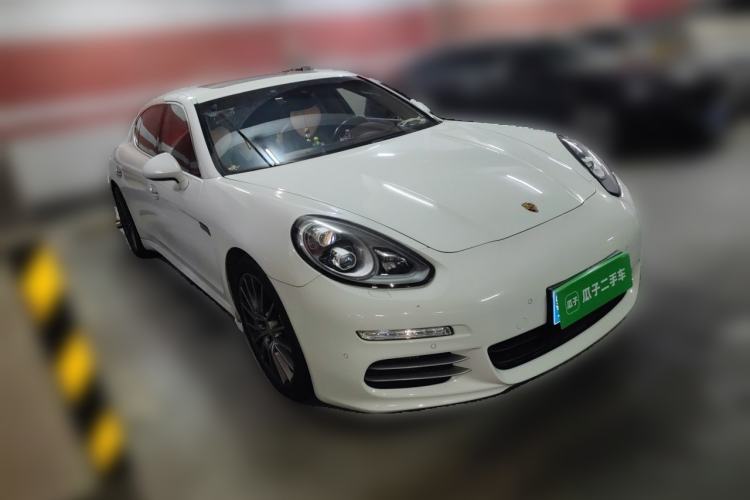 Used Porsche Panamera 2014 Panamera 4S Sport Edition 3.0T Front Right 45 Deg