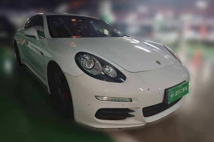 Used Porsche Panamera 2014 Panamera 3.0T Front Right 45 Deg
