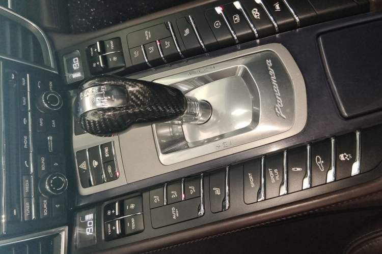 Used Porsche Panamera 2014 Panamera 4 3.0T Gear Lever