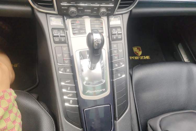 Used Porsche Panamera 2014 Panamera 3.0T Gear Lever