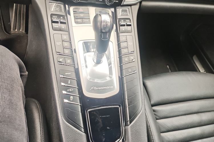 Used Porsche Panamera 2014 Panamera 3.0T Gear Lever