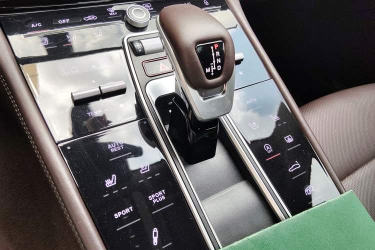 Used Porsche Panamera 2014 Panamera Executive 3.0T Gear Lever
