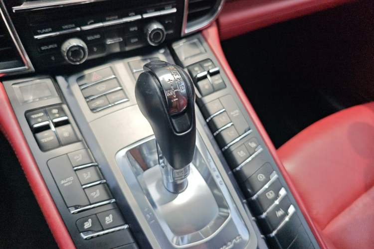 Used Porsche Panamera 2014 Panamera 4S Executive 3.0T Gear Lever