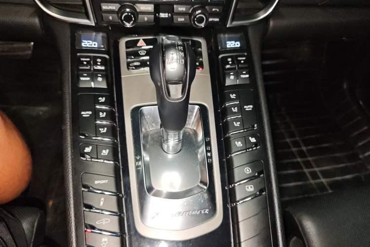 Used Porsche Panamera 2014 Panamera Executive 3.0T Gear Lever