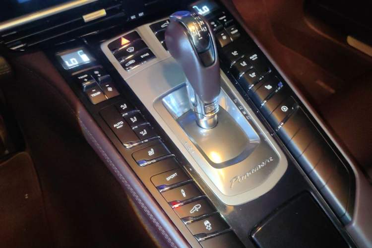 Used Porsche Panamera 2014 Panamera 3.0T Gear Lever