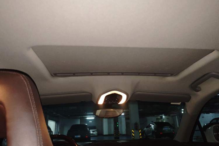 Used Porsche Panamera 2014 Panamera 4 3.0T Headliner