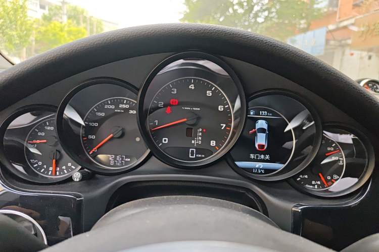 Used Porsche Panamera 2014 Panamera Executive 3.0T Instrument Cluster