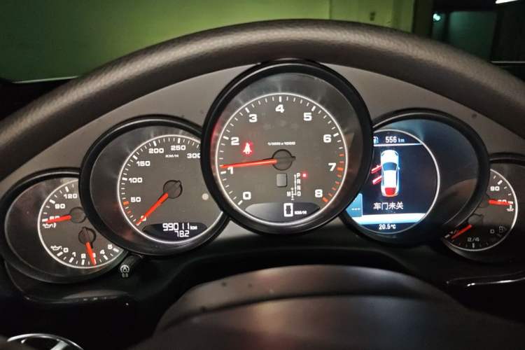 Used Porsche Panamera 2014 Panamera Executive 3.0T Instrument Cluster