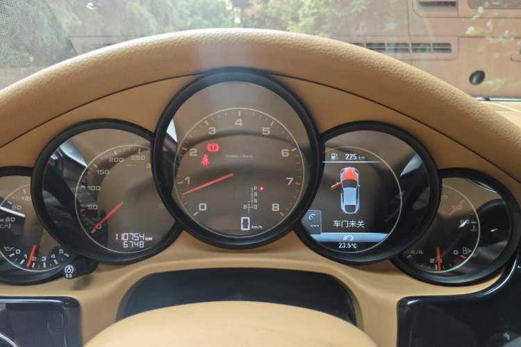 Used Porsche Panamera 2014 Panamera 3.0T Instrument Cluster