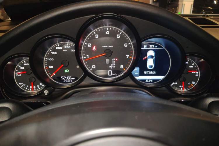 Used Porsche Panamera 2014 Panamera 3.0T Instrument Cluster