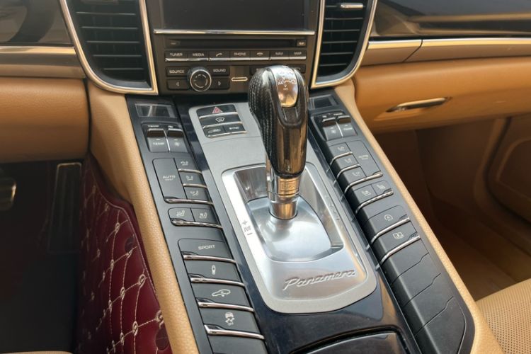 Used Porsche Panamera 2014 Panamera Executive 3.0T Interior 3