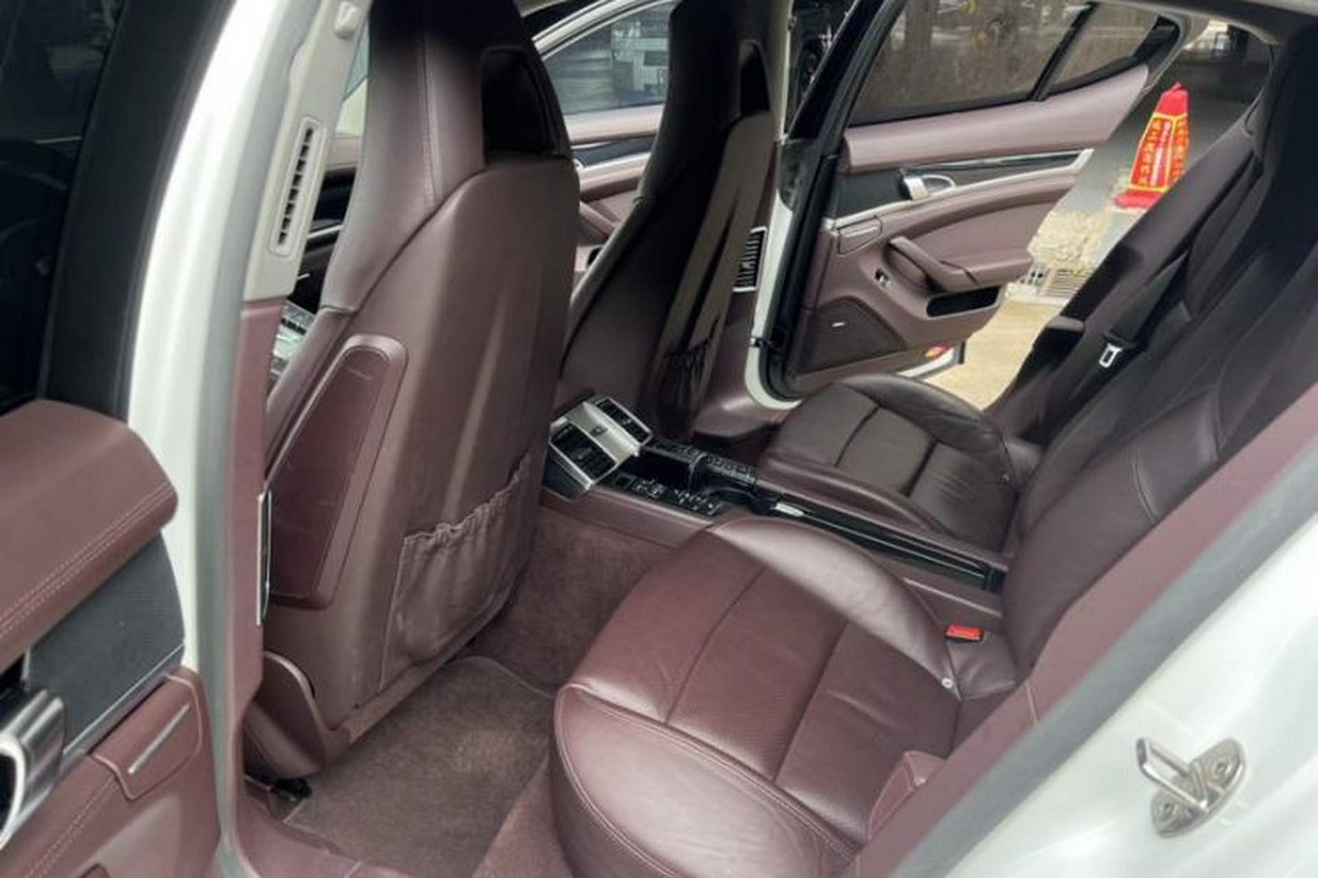 Used Porsche Panamera 2014 Panamera 4 3.0T Interior 3