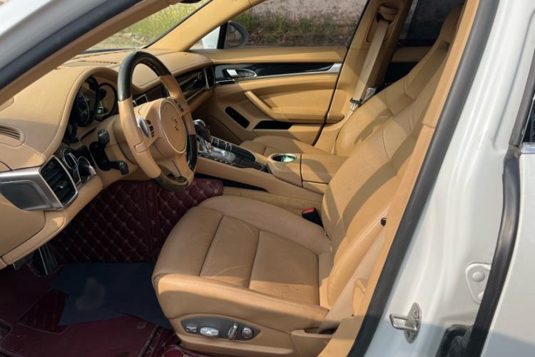 Used Porsche Panamera 2014 Panamera Executive 3.0T Interior 5