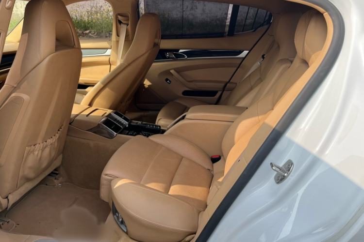 Used Porsche Panamera 2014 Panamera Executive 3.0T Interior 6