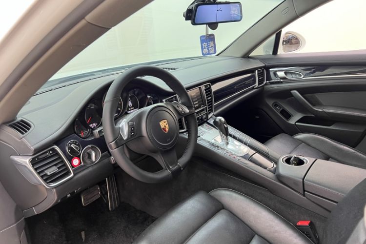 Used Porsche Panamera 2014 Panamera 4 Executive 3.0T Interior 6