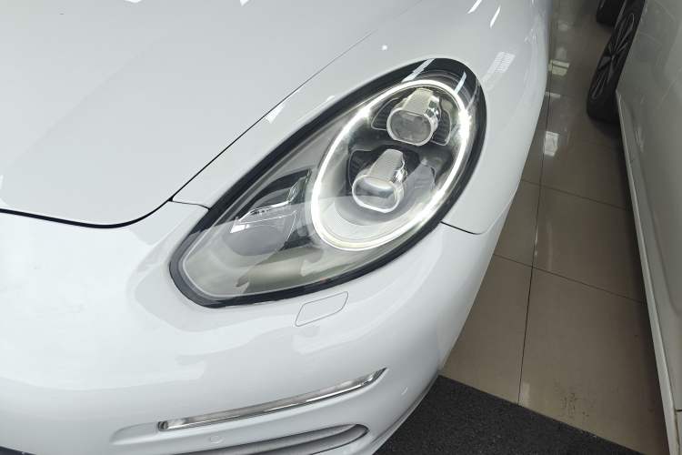 Used Porsche Panamera 2014 Panamera 4 3.0T Left Front Headlight