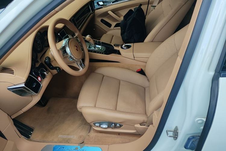 Used Porsche Panamera 2014 Panamera 3.0T Left Front Seat
