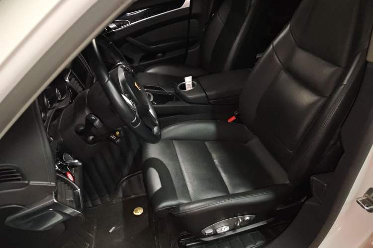 Used Porsche Panamera 2014 Panamera Executive 3.0T Left Front Seat