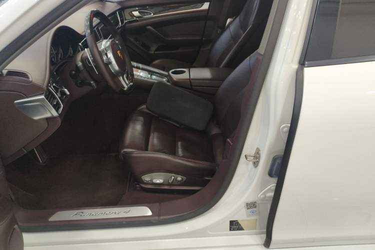 Used Porsche Panamera 2014 Panamera 4 3.0T Left Front Seat