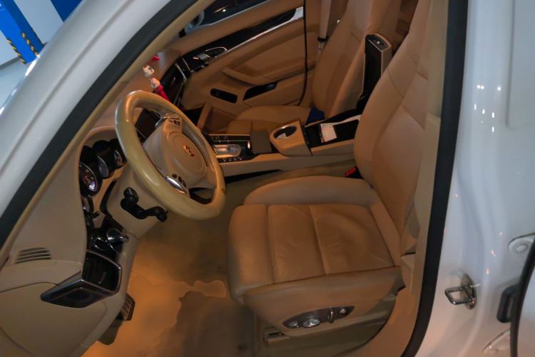 Used Porsche Panamera 2014 Panamera 3.0T Left Front Seat