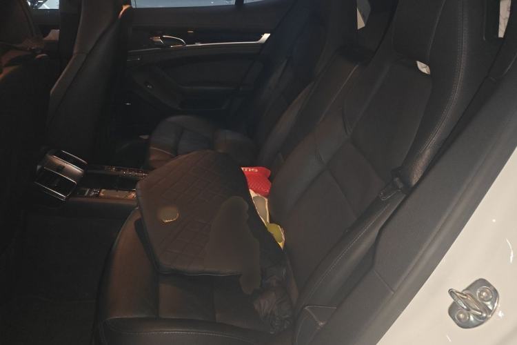 Used Porsche Panamera 2014 Panamera 4 3.0T Left Rear Seat