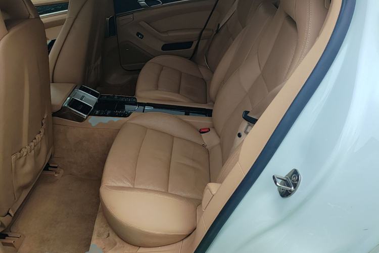Used Porsche Panamera 2014 Panamera 3.0T Left Rear Seat