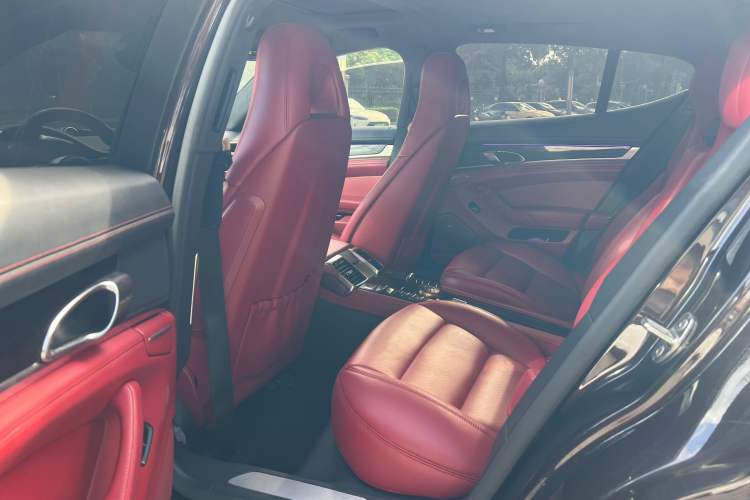 Used Porsche Panamera 2014 Panamera 4 3.0T Left Rear Seat