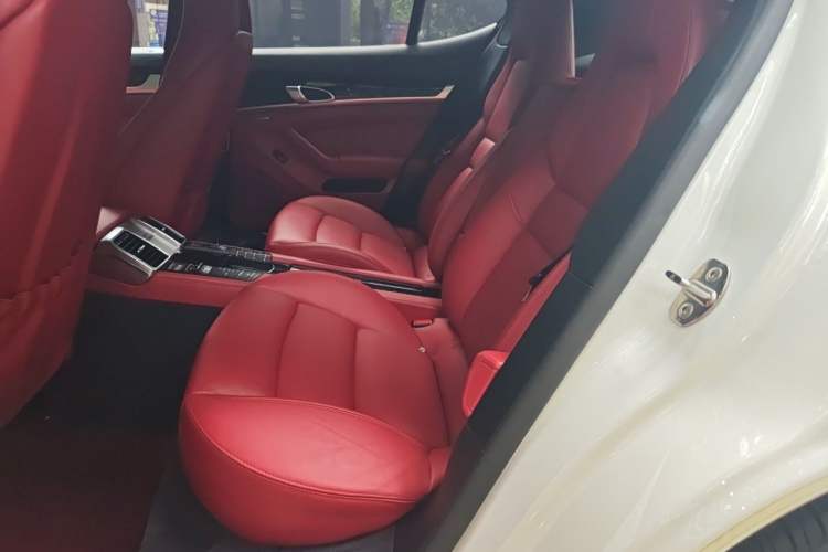 Used Porsche Panamera 2014 Panamera 3.0T Left Rear Seat