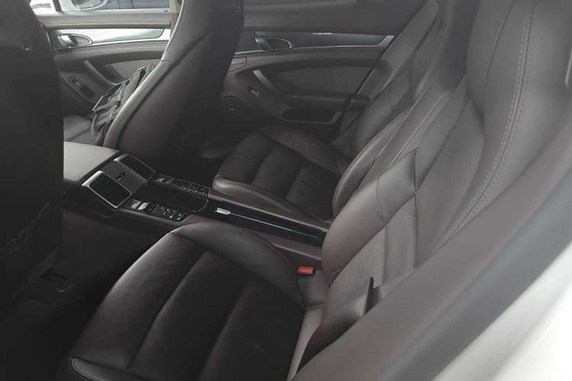 Used Porsche Panamera 2014 Panamera 4 3.0T Left Rear Seat