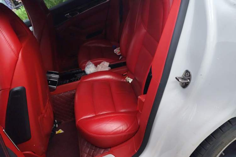 Used Porsche Panamera 2014 Panamera 3.0T Left Rear Seat