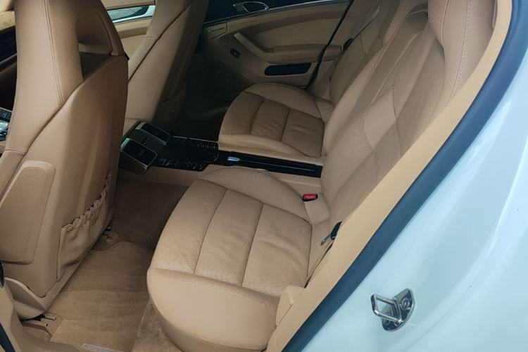Used Porsche Panamera 2014 Panamera 3.0T Left Rear Seat